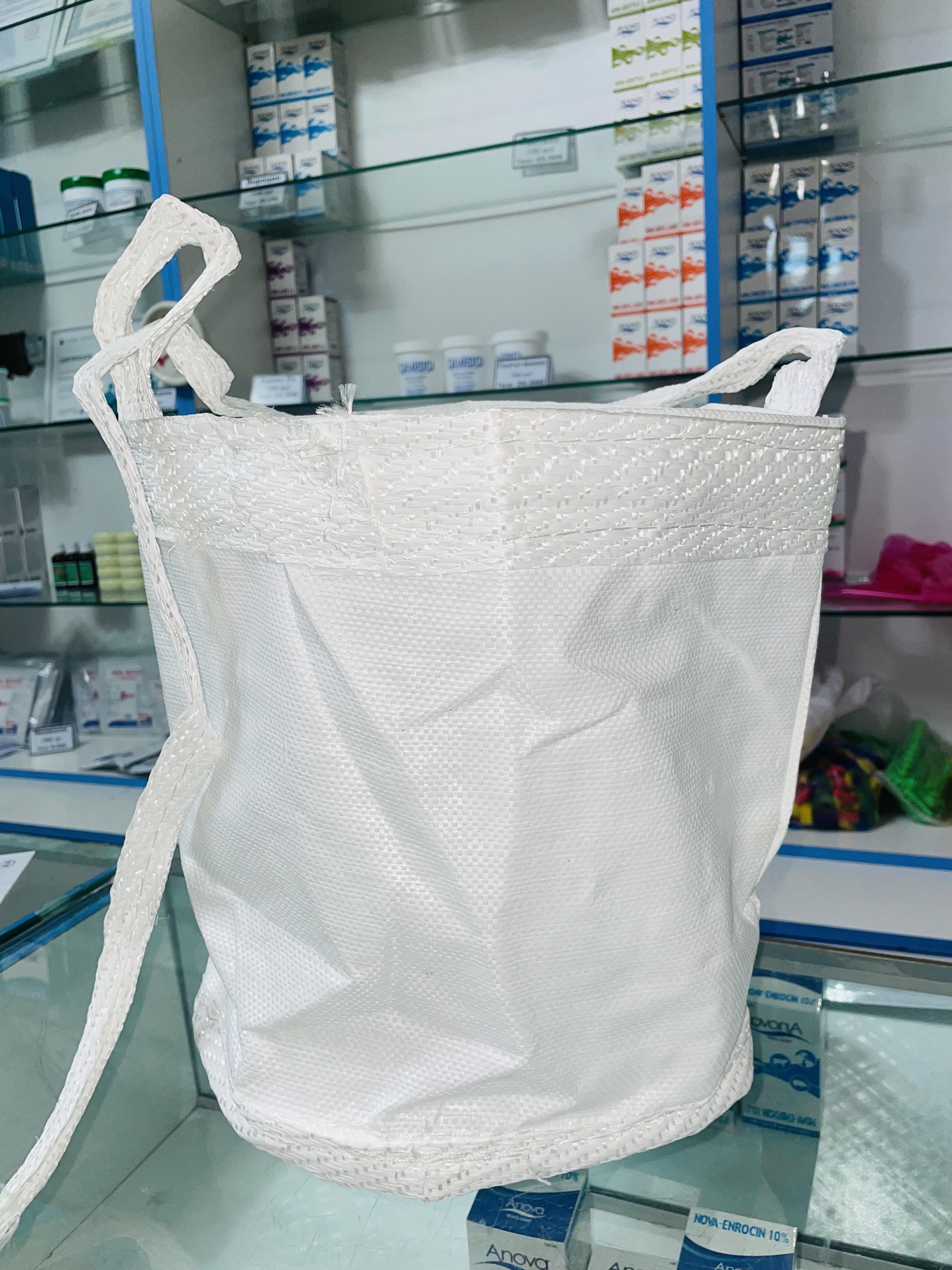 Тэжээлийн уут /цагаан/